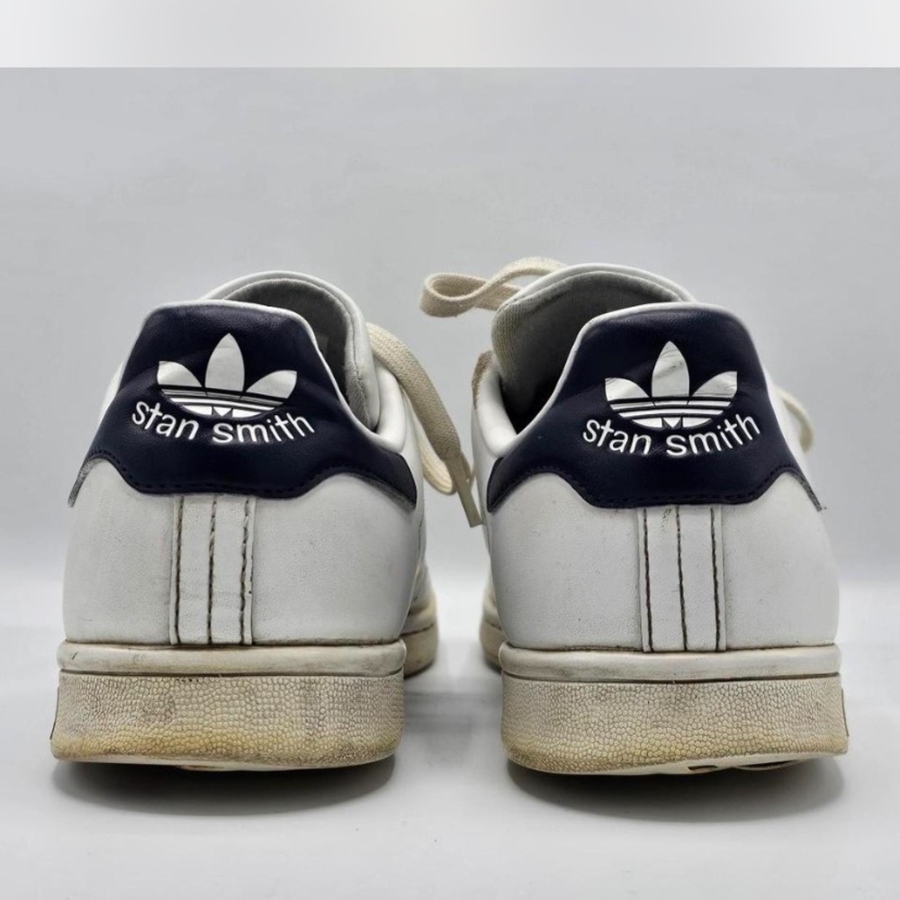 Vintage Classic Stan Smith Adidas White & Blue Leather Sneakers Men’s , Size 10.